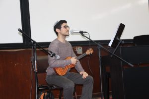 Nir Emuna on the ukulele